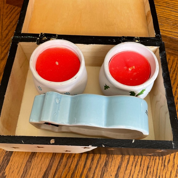 Set of Three Christmas Candles in a Wooden Snowman Box NWOT - Picture 6 of 9